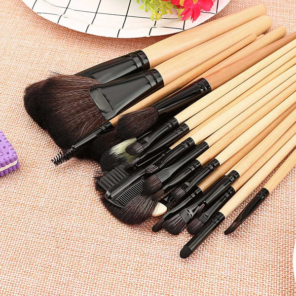Wooden Makeup Brushes